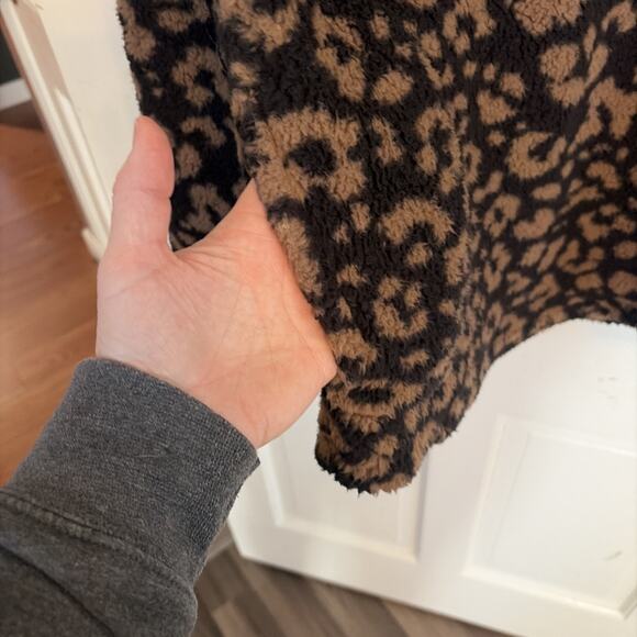 Koolaburra By Ugg Women's Leopard Fleece 1/4 Zip XS Teddy Bear Cozy Warm Winter - Picture 3 of 12